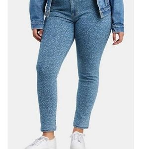 ☆NWT☆ Levi's Leopard Print Skinny Jeans